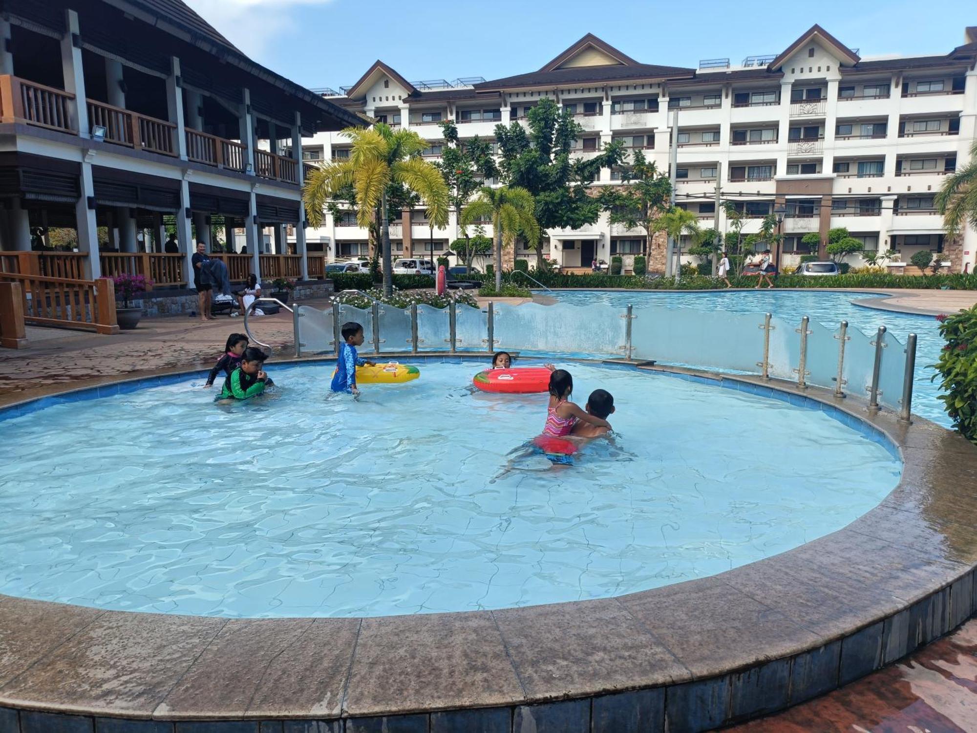 1Bedroom One Oasis Condo Fullyfurnished Davao Экстерьер фото